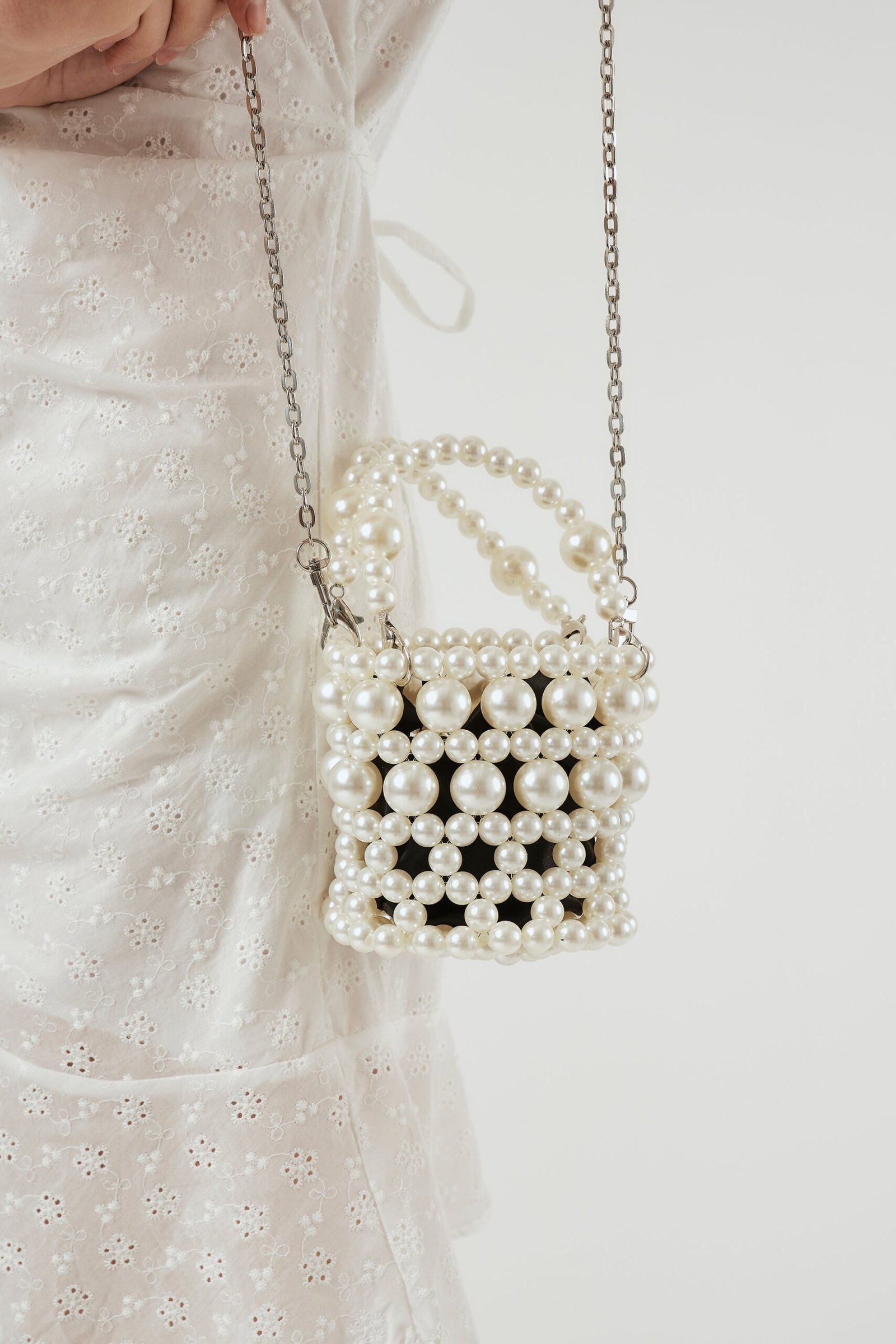 PetiteFauxPearlPurse_03-scaled-1.jpg